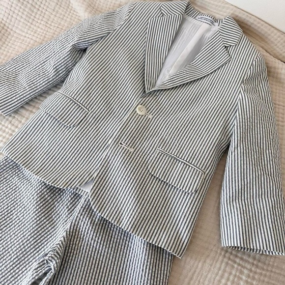 Striped Blazer and Pants Set - Picture 2 of 7